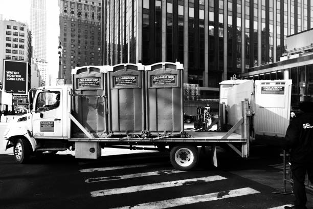 Best Wedding porta potty rental  in Longbranch, WA